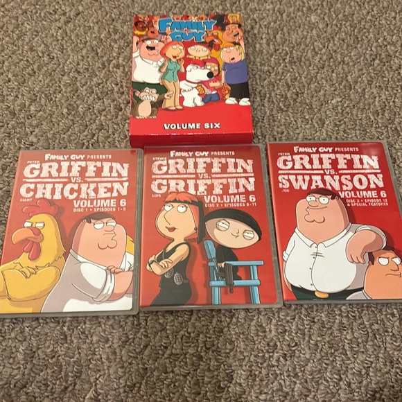 Family Guy Seasons 3, 4, 6, 7, 9 and Stewie Griffith The Untold Story - Picture 5 of 7